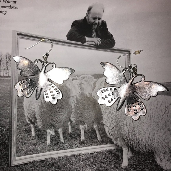 Butterfly Earrings - Picture 4 of 4